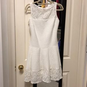 White Gabby Skye dress size 10p